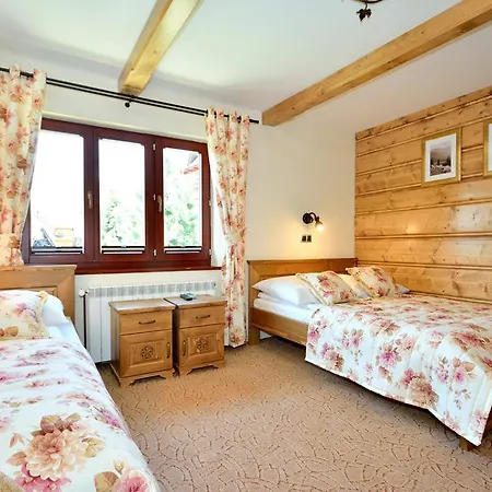 ホームステイ Goscinne Helena *