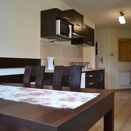 ホームステイ Goscinne Helena